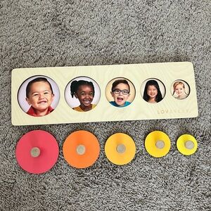 Lovevery Circle of Friends puzzle